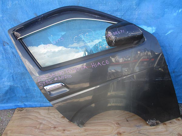 Used Toyota Hiace DOOR SHELL FRONT RIGHT